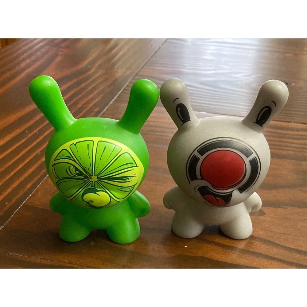Lot of 2 Sonic Wacky Pack Kidrobot Dunny Lime & Red Button Figure Fast Food